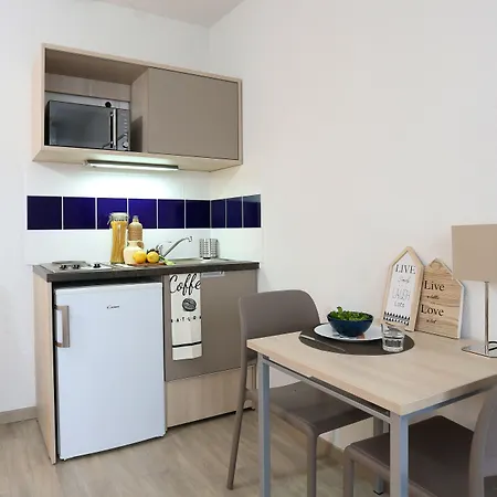 Apparteo Апарт-отель 3*