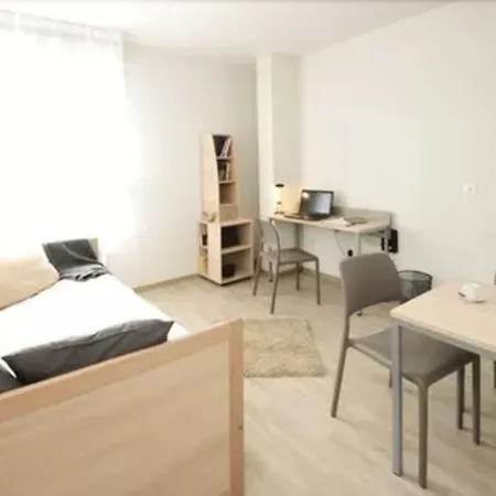 Apparteo アパートホテル ナンシー