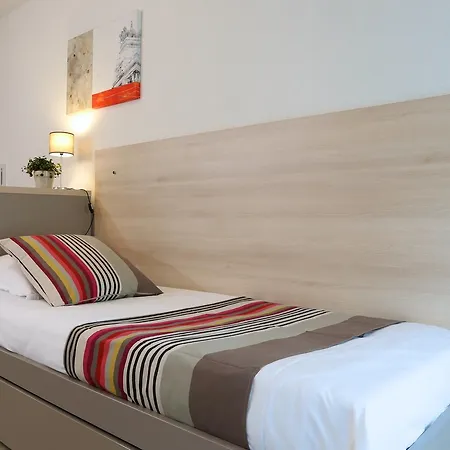 Apparteo Appart hôtel 2*