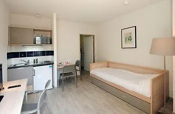 Apparteo Aparthotel 3*